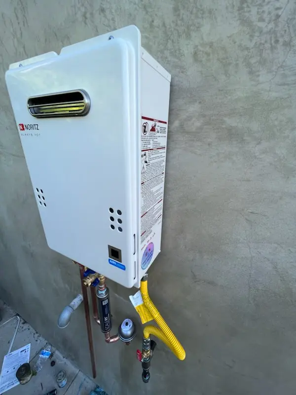 Tankless water heater installation for Tower District homes